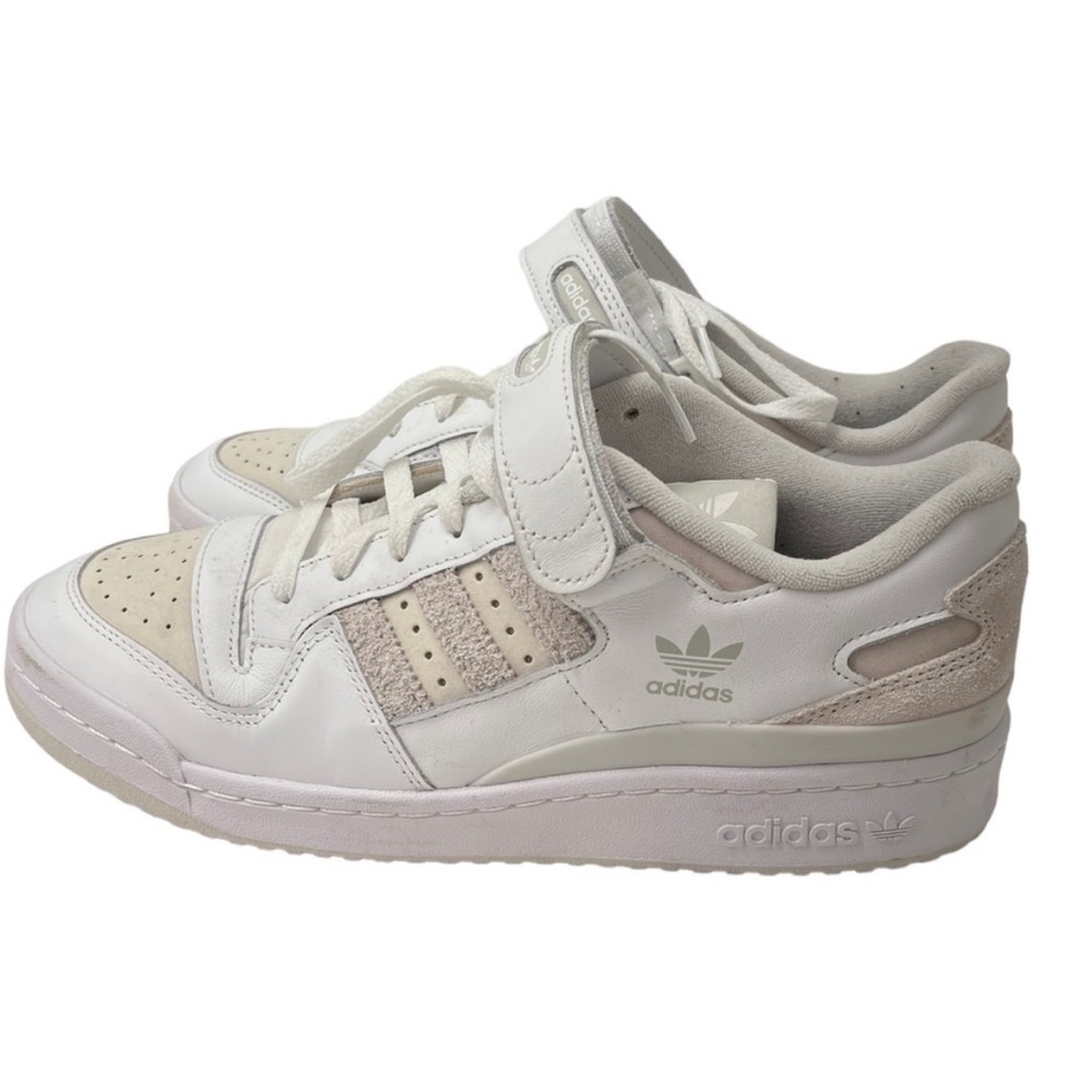 Adidas Low Forum White and Grey sneakers